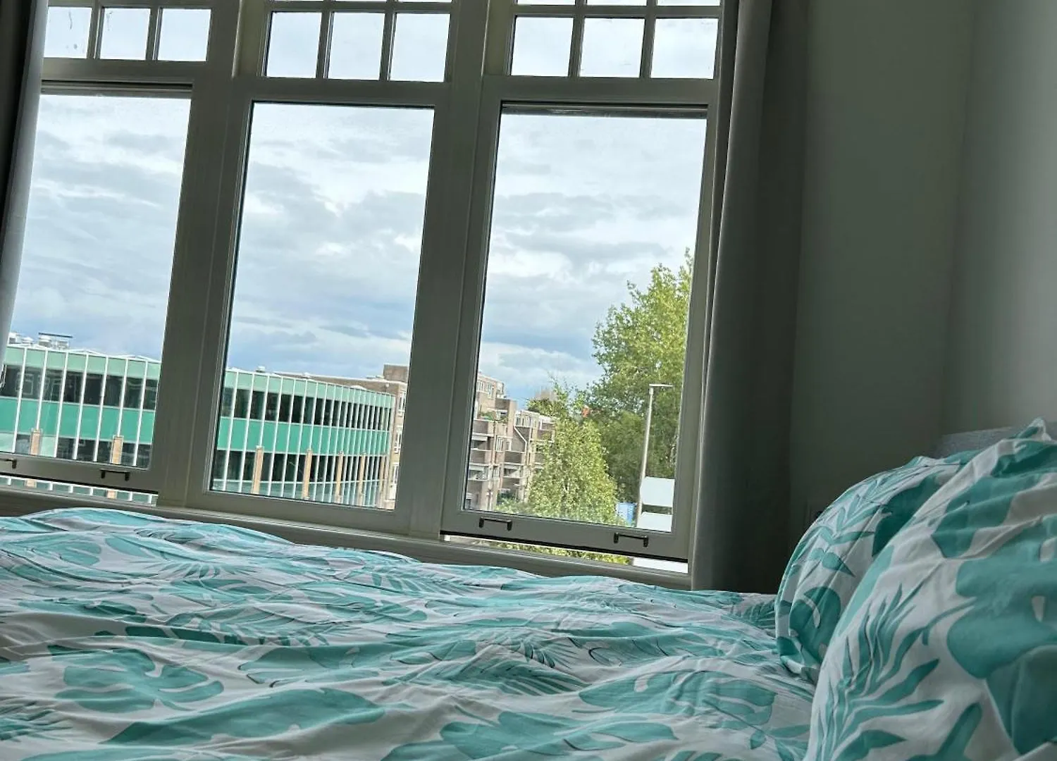 Beautiful House In Delft Appartement