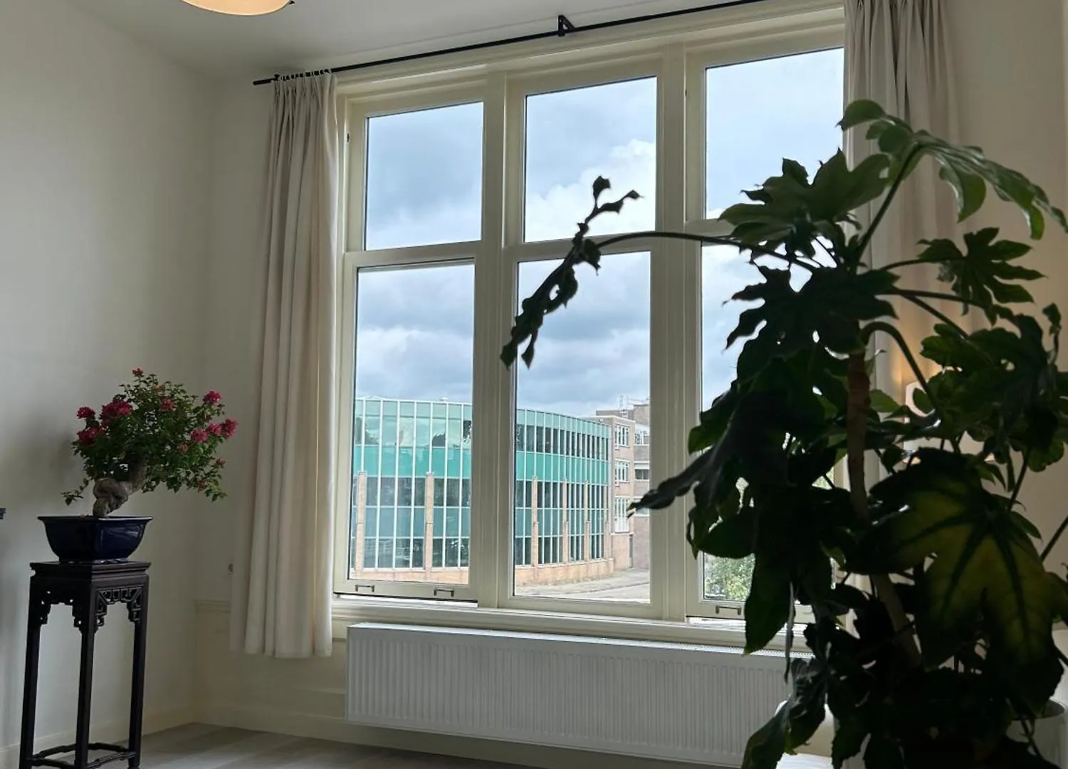 Beautiful House In Delft Appartement