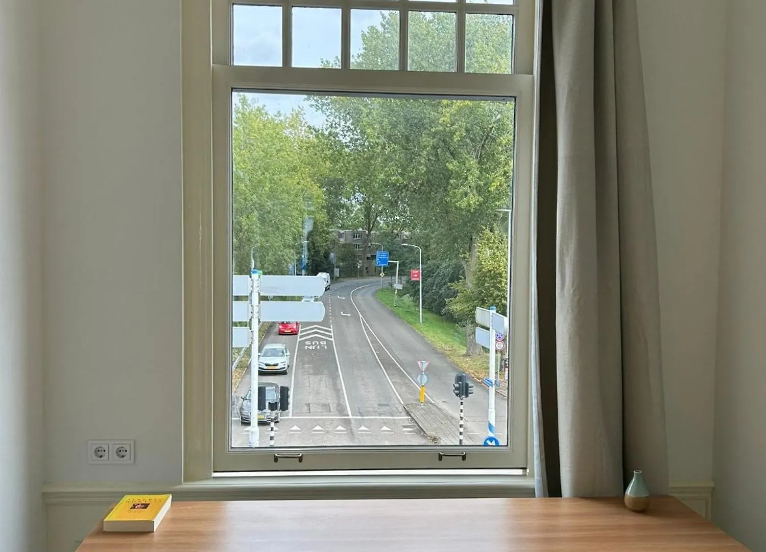 Beautiful House In Delft Appartement