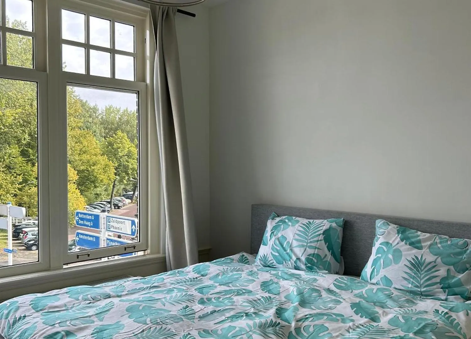Beautiful House In Delft Appartement
